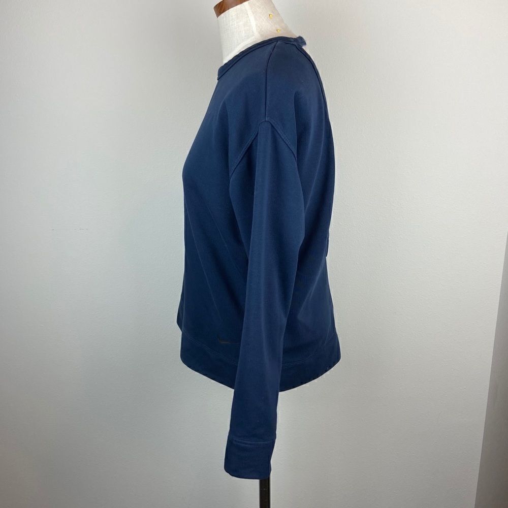 Nike Dri-Fit Versa Open Back Sweatshirt - Picture 5 of 7